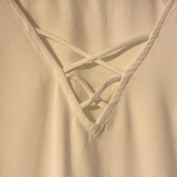 NWT DYNAMITE SIZE M TOP blouse - Picture 4 of 8